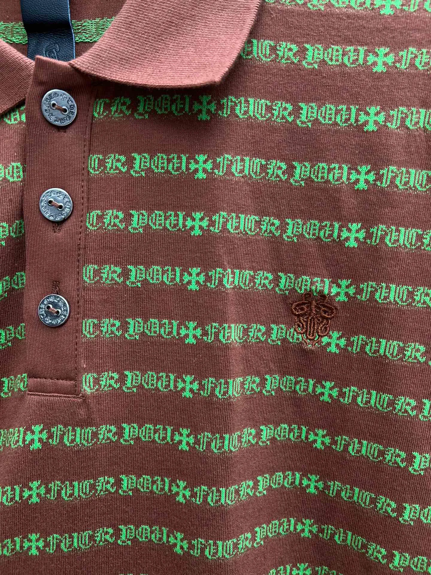🅿️430 Croix Heart 25 Ss striped POLO long sleeves. Minimum order of 1,000 meters for yarn-dyed fabric. Expensive. The embroidery uses imported Tajima embroidery machine. The collar leather tag is made of imported lambskin. The hardware is made of real antique silver. The cost is extremely expensive. Size: S.M.L